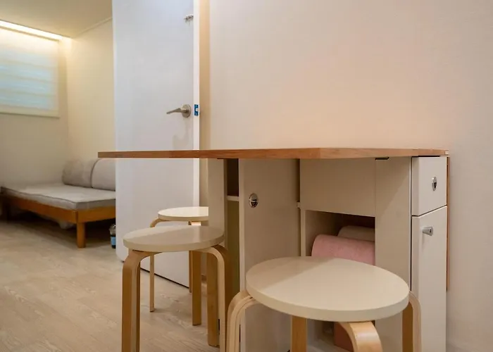 Lumi Bangbae A Guest house 4*