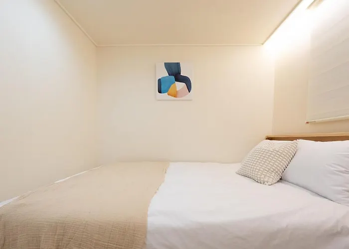 Lumi Bangbae A Guest house